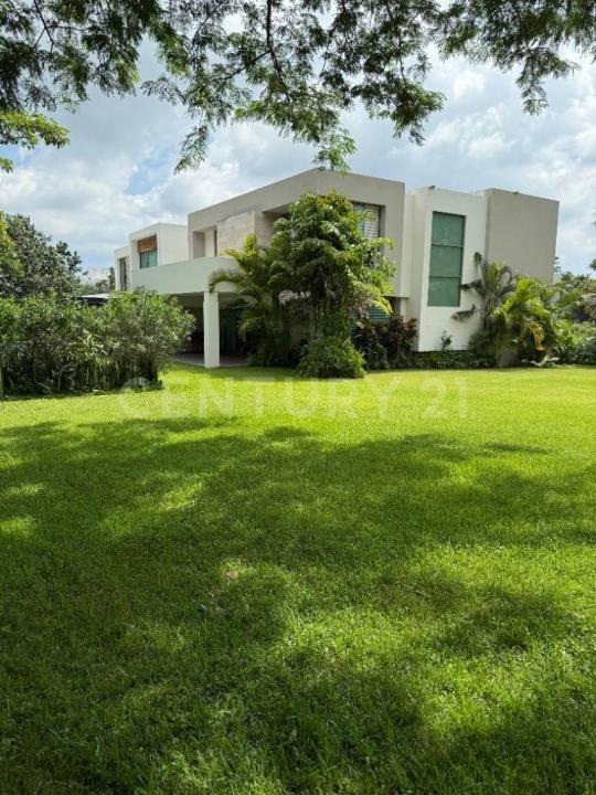 Altozano, Jacarandas 59, Cuauhtemoc, קולימה 28530, מקסיקו