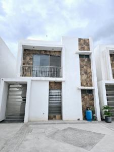 CIRCUITO LINCE 49, Torreón, Coahuila 27023, Mexico