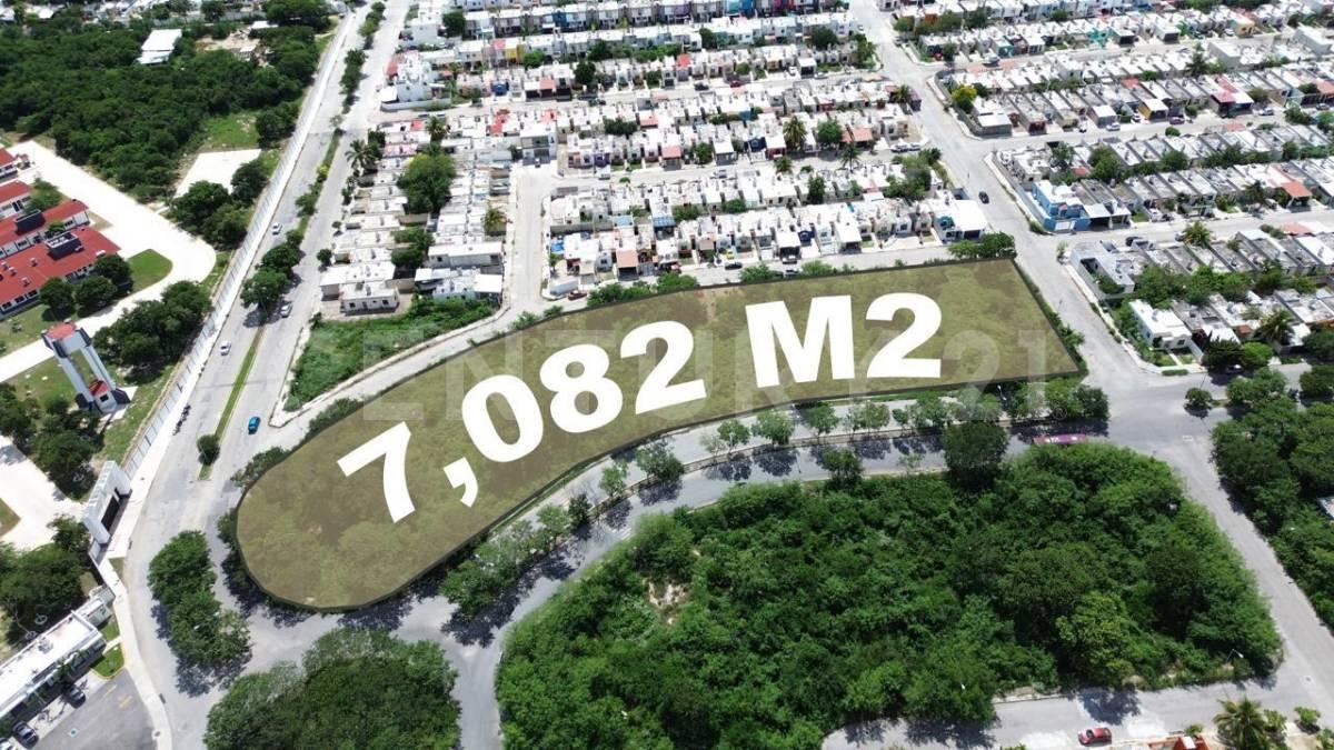 77 X 114 X 106 792, Mérida, Yucatan 97300, Mexico