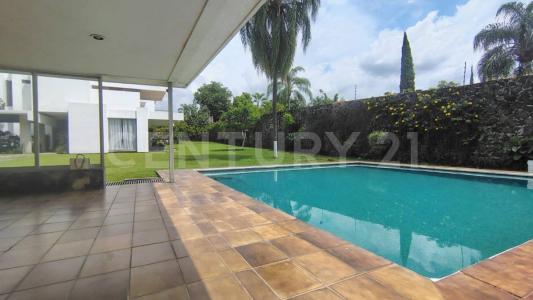 Xochicalco 305, Cuernavaca, Morelos 62260, México