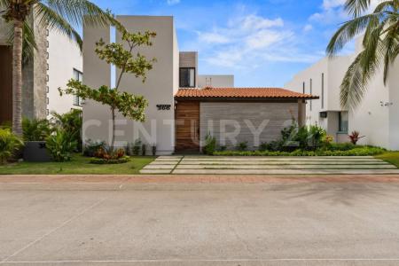 Nogal #366, Bahía De Banderas, Nayarit 63732, Mexico