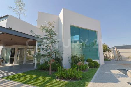 Vereda de la Camelia 1, Tlajomulco De Zúñiga, Jalisco 45641, Mexico