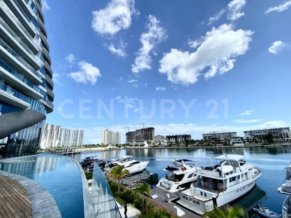 Shark Tower S/N, Cancún/Benito Juárez, Quintana Roo 77500, Mexico