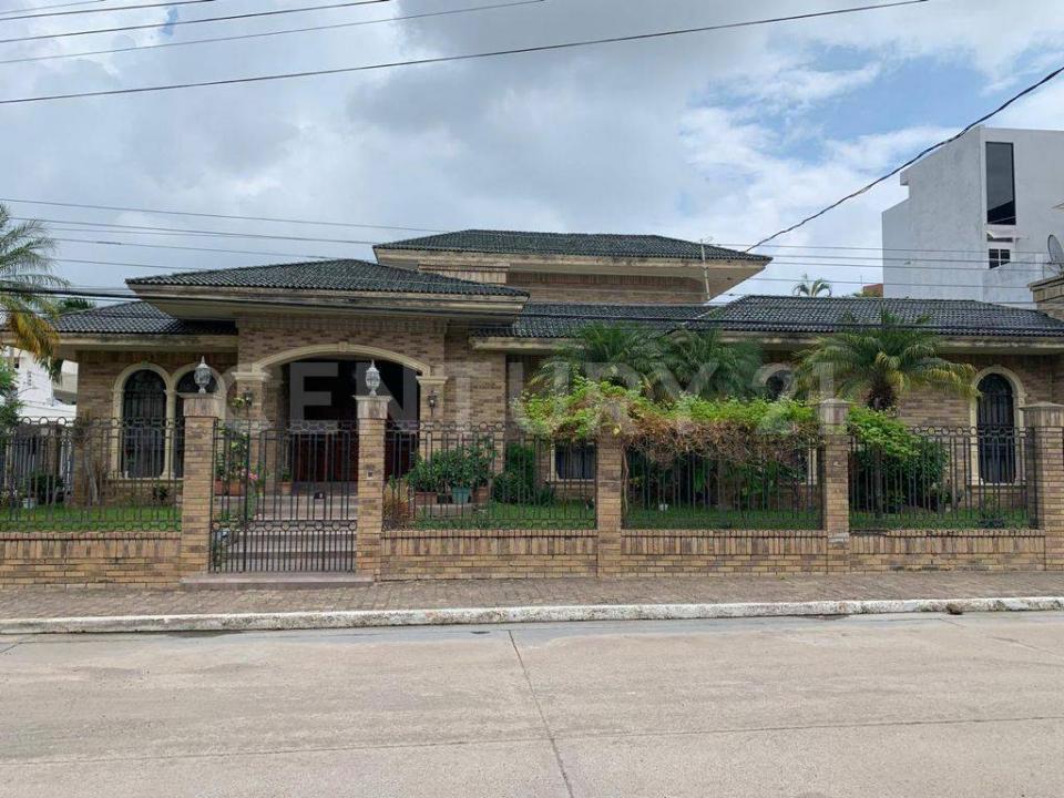 Abedules 101, Tampico, Tamaulipas 89330, Messico