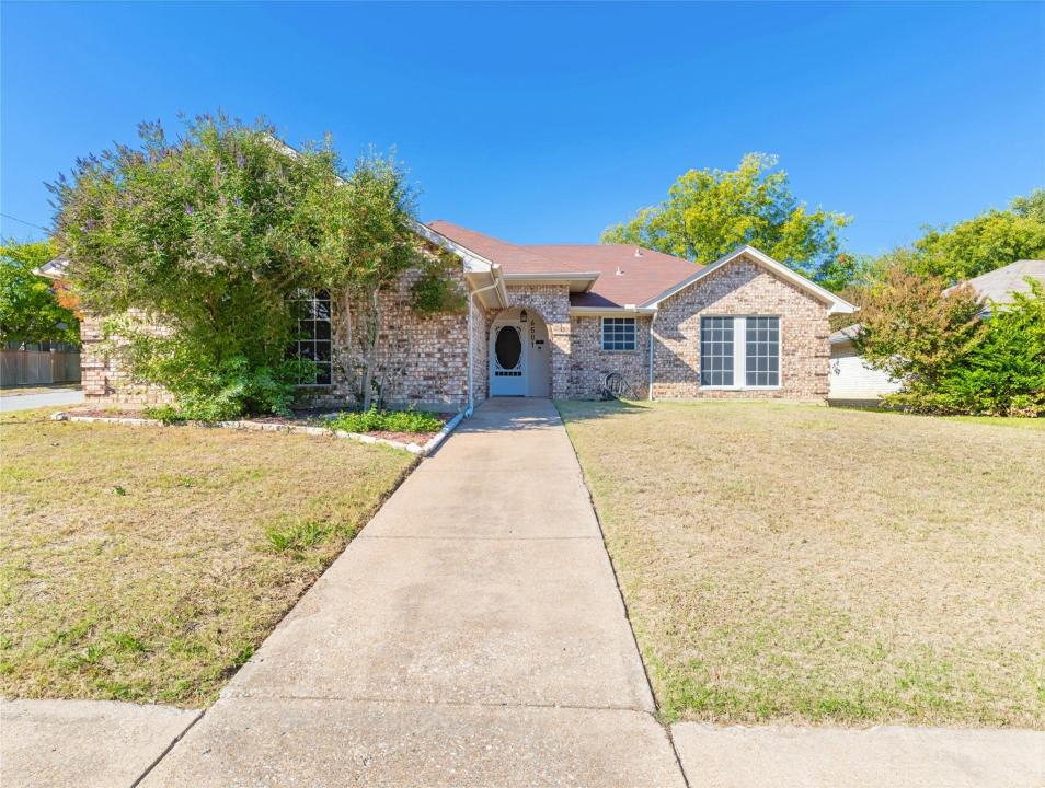 6501 Patsy Lane, Watauga, Texas 76148