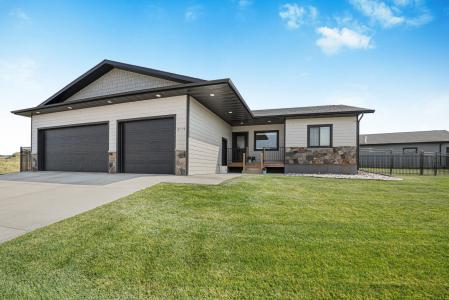 2119 Arrowhead Circle, Spearfish, Dakota Du Sud 57783, États-Unis