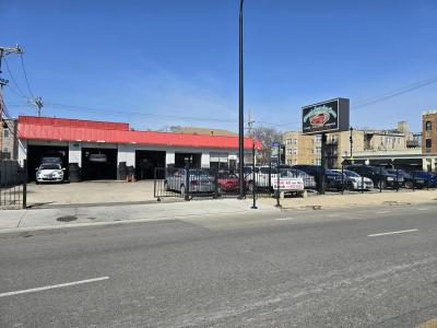 5556 N Western Avenue, Chicago, Illinois 60625