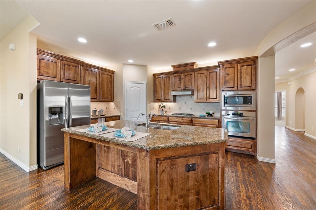 1125 Michener Way, Irving, Texas 75063