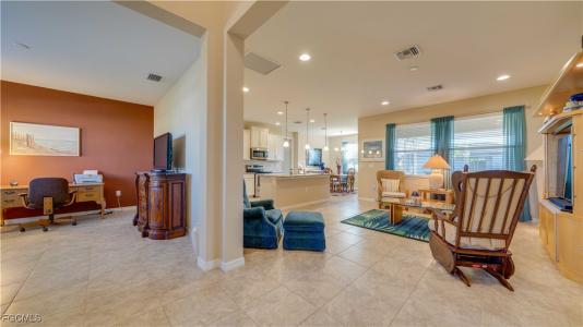 2025 Sw 19th Place, Cape Coral, Floryda 33991, USA