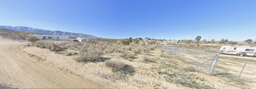 E W 11 Apn 3037-026-031, Pearblossom, 캘리포니아 93553, 미국