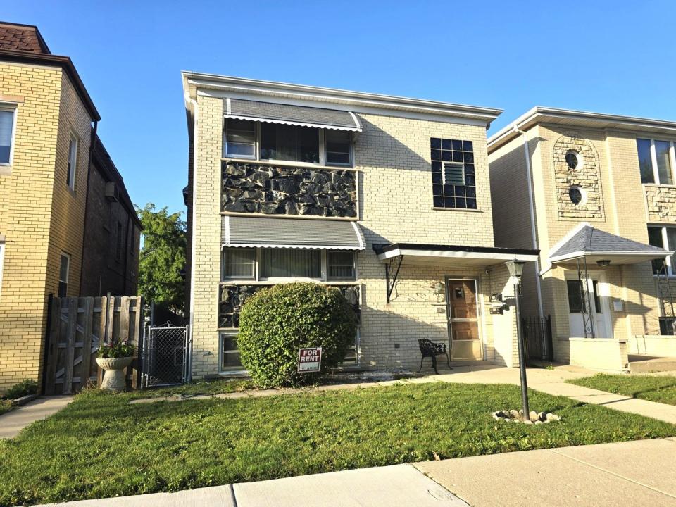 6614 W Devon Avenue, Chicago, Illinois 60631