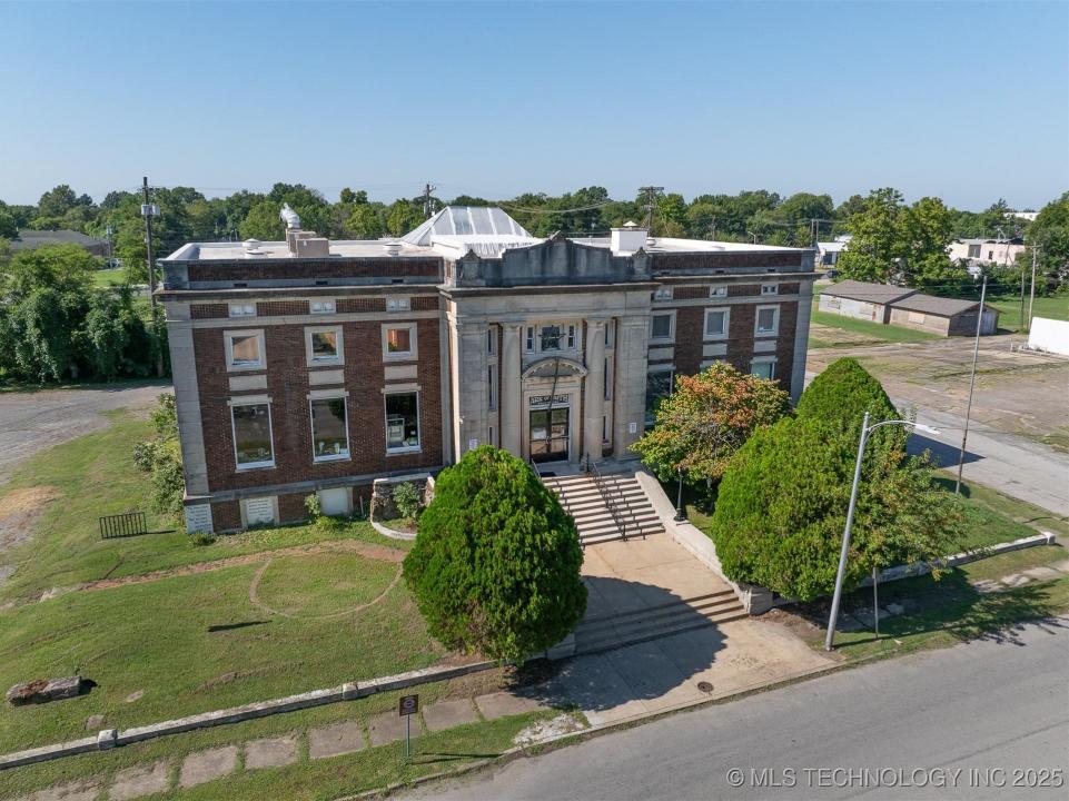 401 E Broadway, Muskogee, Oklahoma 74403