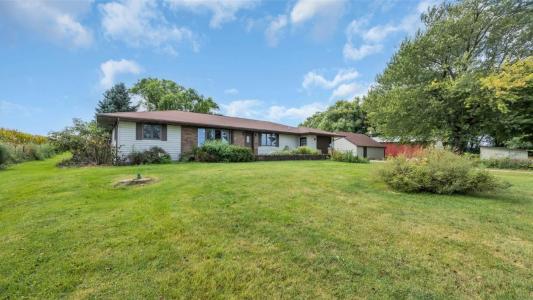 5589 22nd Avenue Trail, Vinton, איווה 52349, ארצות הברית של אמריקה