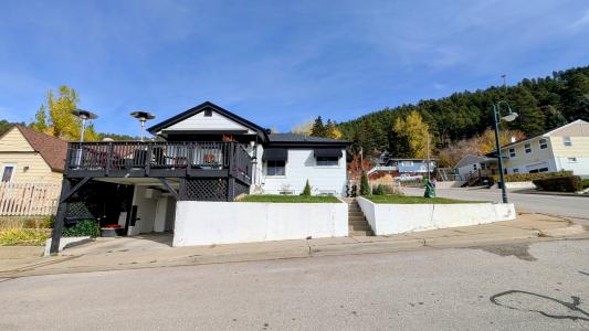 11 Jackson Street, Deadwood, SD 57732, USA