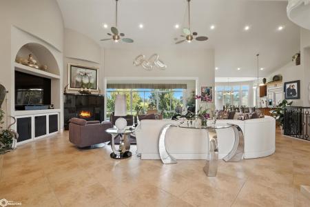 5632 Clubhouse Drive, Burlington, 아이오와 52601, 미국