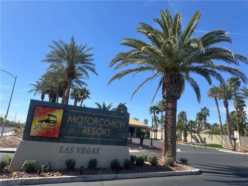 8175 Arville Street #215, Las Vegas, Nevada 89139