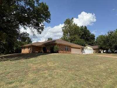 1623 S. Surrey Drive, Stillwater, Oklahoma 74074, USA