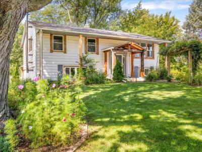 5825 Kirkwood Dr, Rockford, Illinois 61109, USA