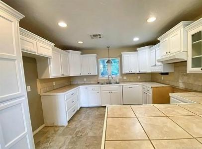 2009 Trailwood Street, Stigler, Oklahoma 74462, Estados Unidos