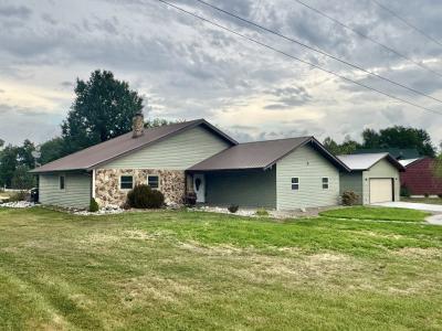 49374 Laura Drive, Hannibal, Missouri 63401, USA