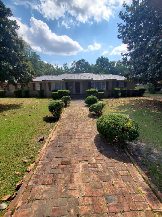 122 W Boyce Street, Manning, Güney Karolina 29102, Amerika Birleşik Devletleri