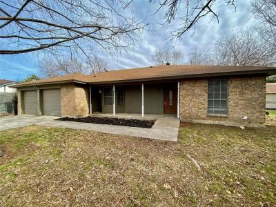 7004 Bennington Drive, Watauga, Texas 76148, Stati Uniti