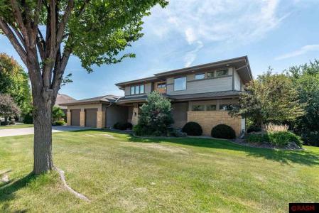 117 Sienna Circle, Mankato, Minnesota 56001, USA