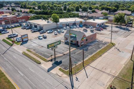 455 W Pioneer Parkway, Grand Prairie, Texas 75051, USA