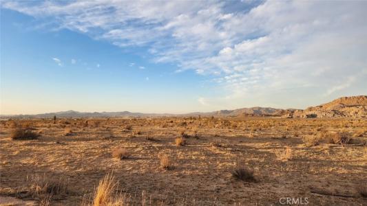 0 Del Oro, Apple Valley, Califórnia 92308, Estados Unidos