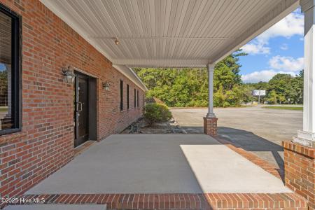 441 Kinston Highway, Richlands, North Carolina 28574