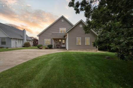 1722 Airline, Put-In-Bay-, Ohio 43456