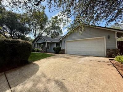 1511 Radcliffe Way, Auburn, Californie 95603, États-Unis