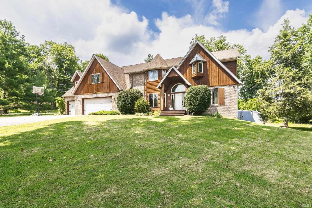 4496 W Tanglewood Road, Bloomington, אינדיאנה 47404, ארצות הברית של אמריקה