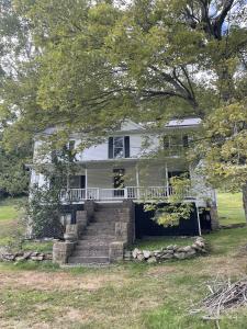89 Teel Lane, Winona, WV 25942, USA