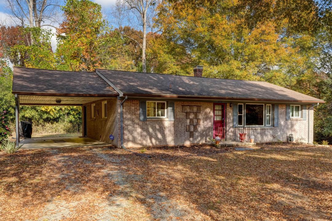 1532 W. Harrison Street, Reidsville, North Carolina 27320