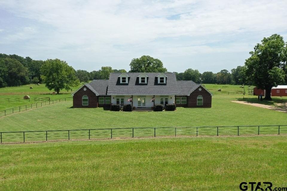 1303 Cr 2314, Pittsburg, Texas 75686