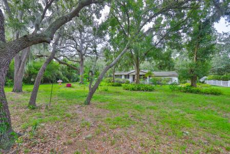 7515 Anna Ave, Gibsonton, Florida 33534, USA