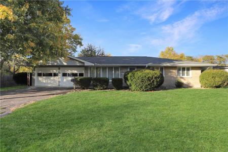 405 Cedar Drive, Charleston, Иллинойс 61920, Соединенные Штаты