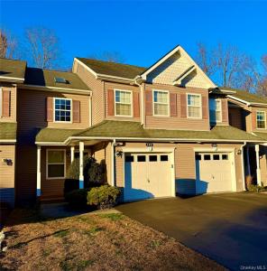 142 Pinebrook Dr, Hyde Park, 紐約州 12538, 美國