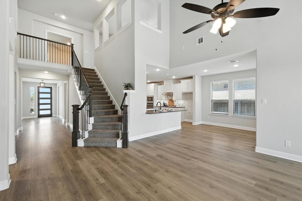 2605 Thornhill Lane, Mansfield, Texas 76084