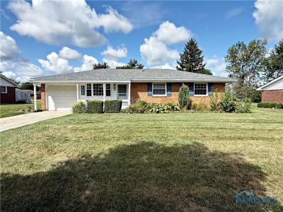 221 Beechwood Drive, Tiffin, Ohio 44883