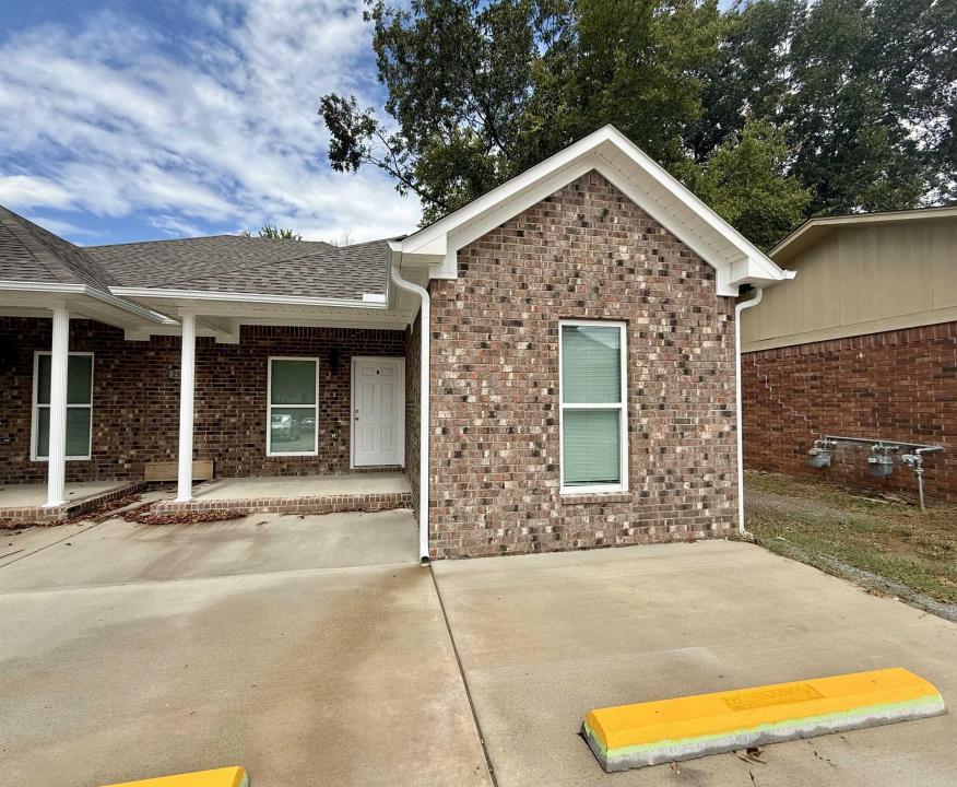 Conway, Arkansas 72034