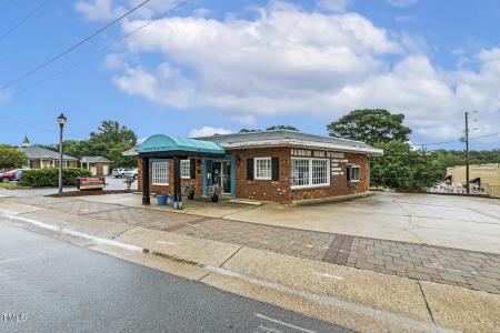 202 N Main Street, Fuquay Varina, Carolina Do Norte 27526, Estados Unidos