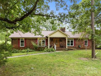 240 Skysail Road, Salisbury, North Carolina 28146