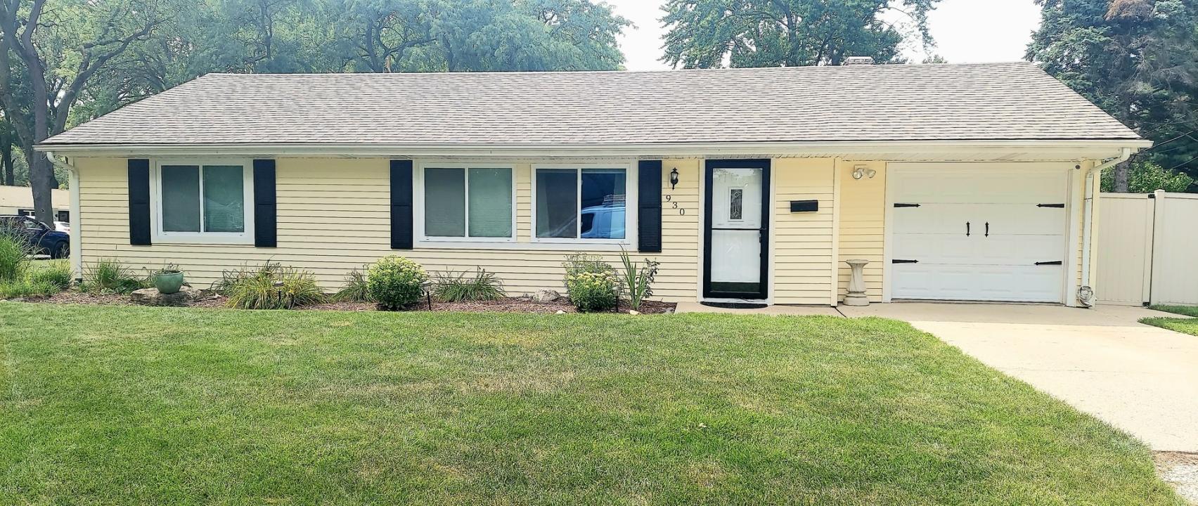 930 Hammond Avenue, Aurora, Illinois 60506