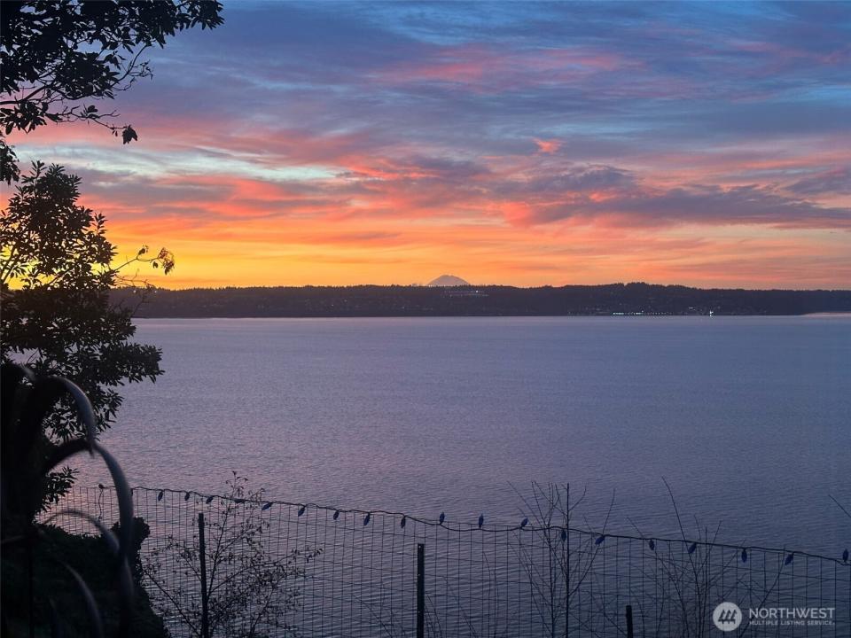 24 J View Place, Hat Island, Washington 98206, Stati Uniti