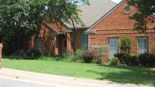 2809 Red Fern, Edmond, Oklahoma 73034, USA