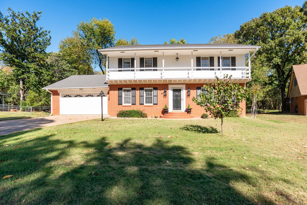 724 W. Lakeshore Drive, Stillwater, Oklahoma 74075