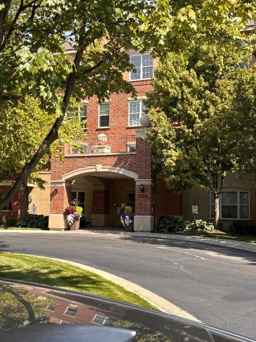 2700 Summit Dr Unit 101, Glenview, Illinois 60025, Estados Unidos