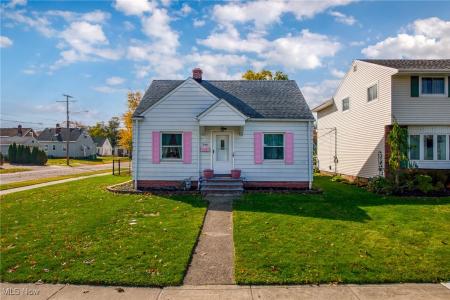 346 E 329th Street, Willowick, Ohio 44095, USA